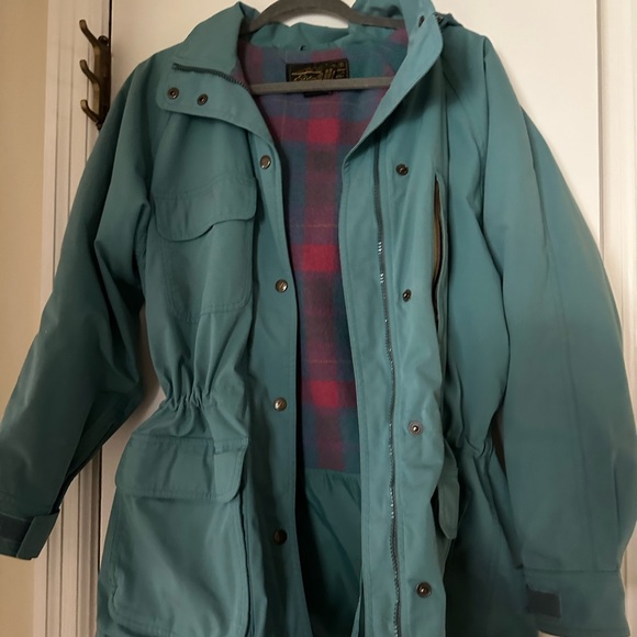 Eddie Bauer vintage jacket with wool lining and removeable hood teal 90’s - Picture 1 of 3